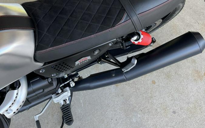 2020 Moto Guzzi V7 III Stone