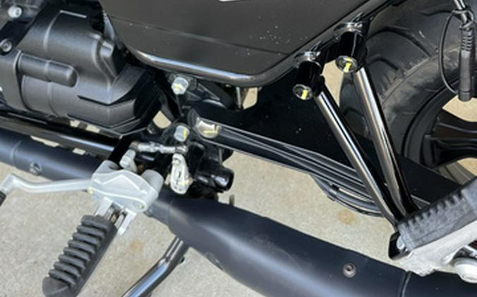 2020 Moto Guzzi V7 III Stone