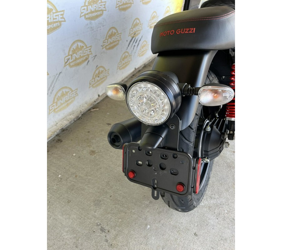 2020 Moto Guzzi V7 III Stone