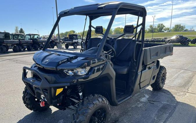 2026 Can-Am® Defender PRO XT HD10