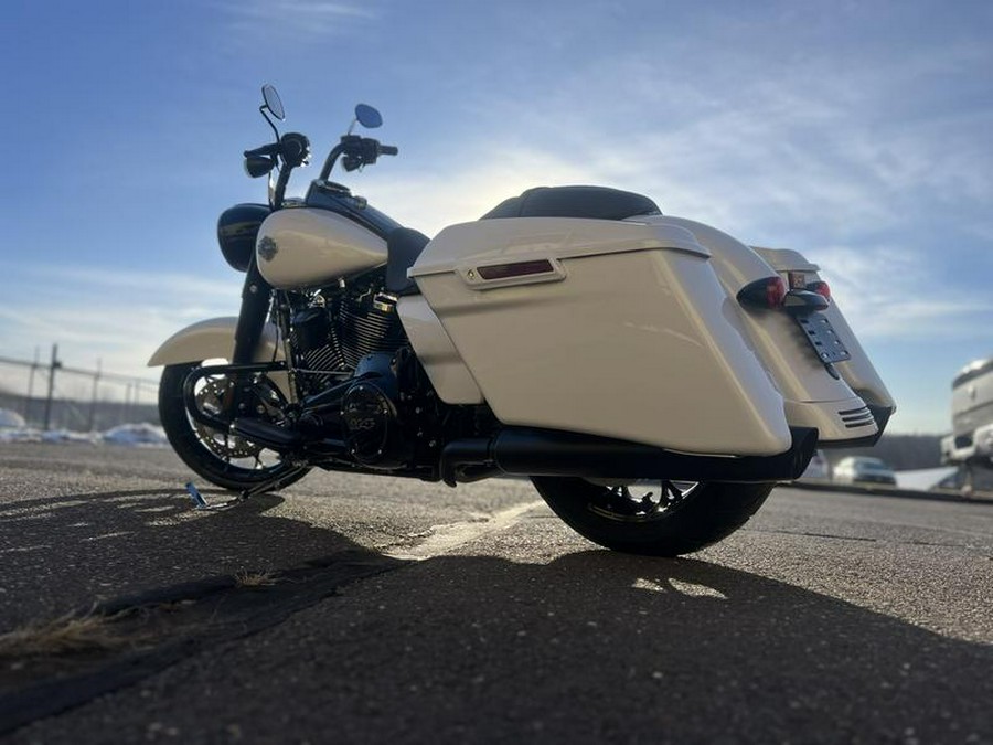 2024 Harley-Davidson® FLHRXS - Road King® Special