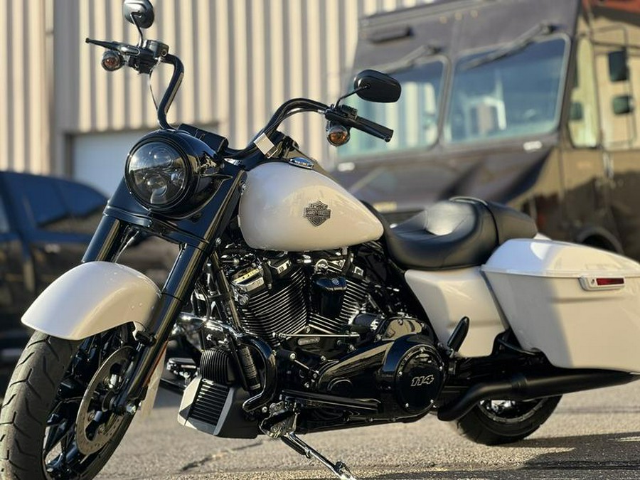 2024 Harley-Davidson® FLHRXS - Road King® Special