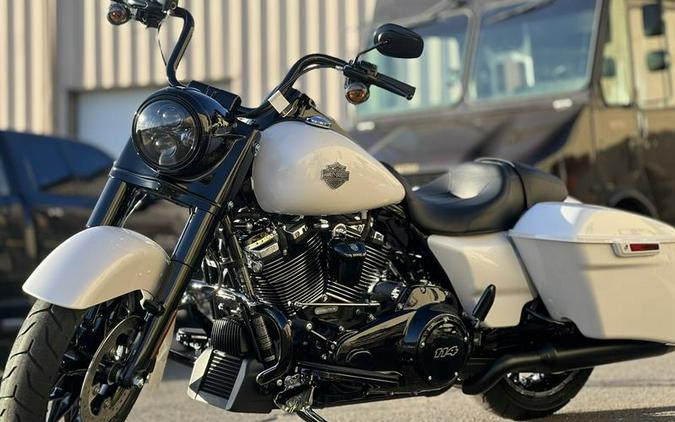 2024 Harley-Davidson® FLHRXS - Road King® Special