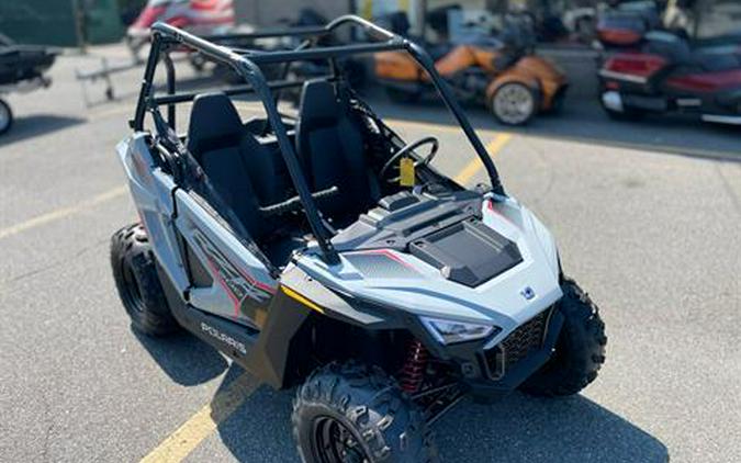 2024 Polaris RZR 200 EFI