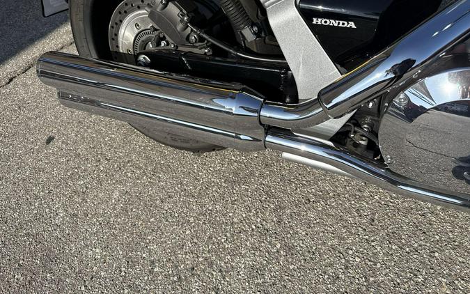 2023 Honda FURY ABS