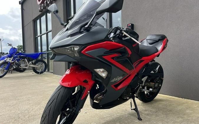 2025 Kawasaki Ninja 500 ABS