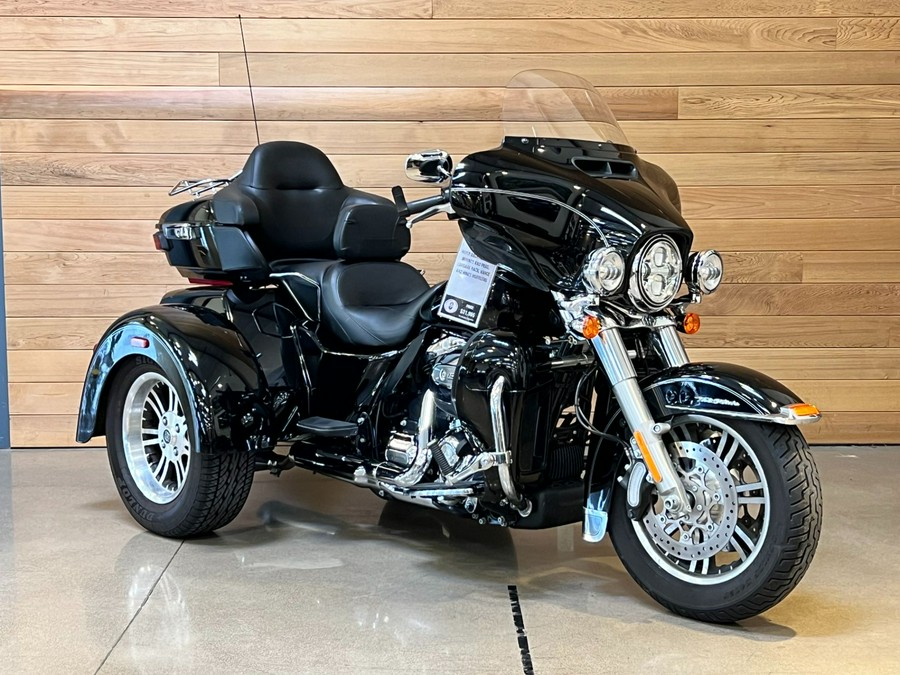 2017 Harley-Davidson Tri Glide® Ultra