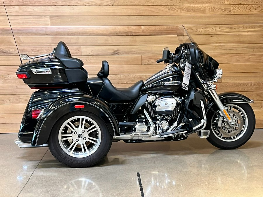 2017 Harley-Davidson Tri Glide® Ultra