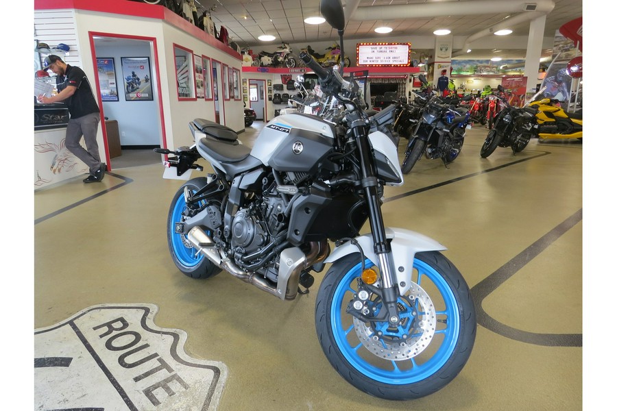 2025 Yamaha MT 07
