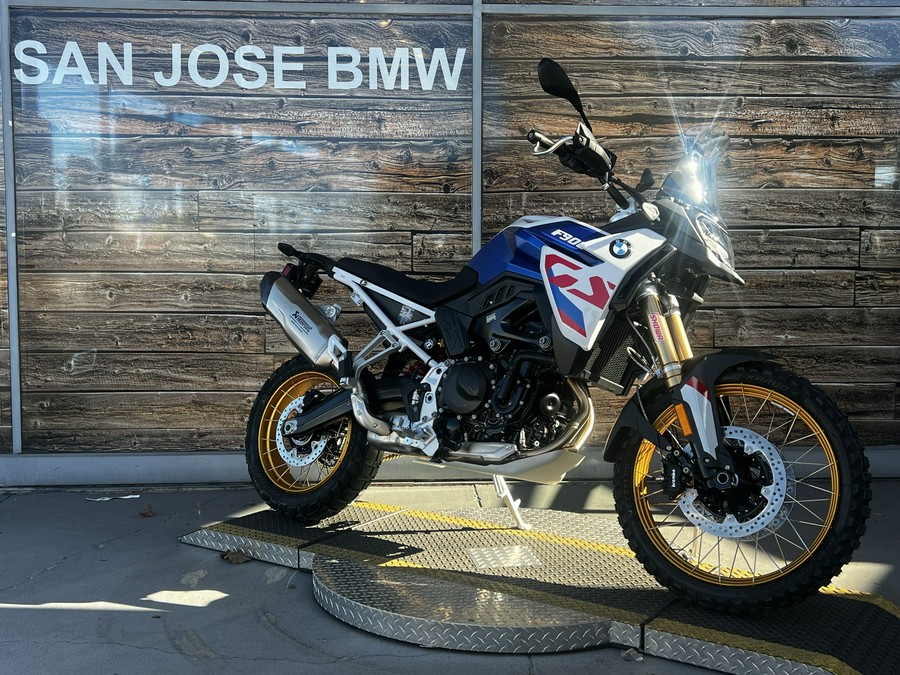 2024 BMW F 900