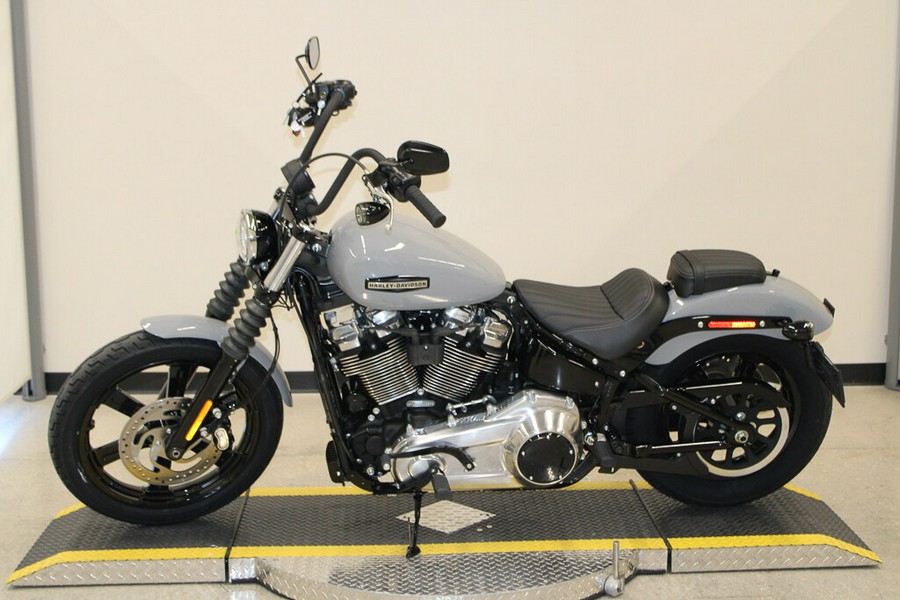 New 2025 Harley-Davidson Street Bob Cruiser FXBB Motorcycle For Sale In Miami, Florida