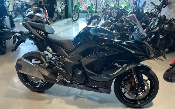 2026 Kawasaki Ninja® 1100SX SE ABS