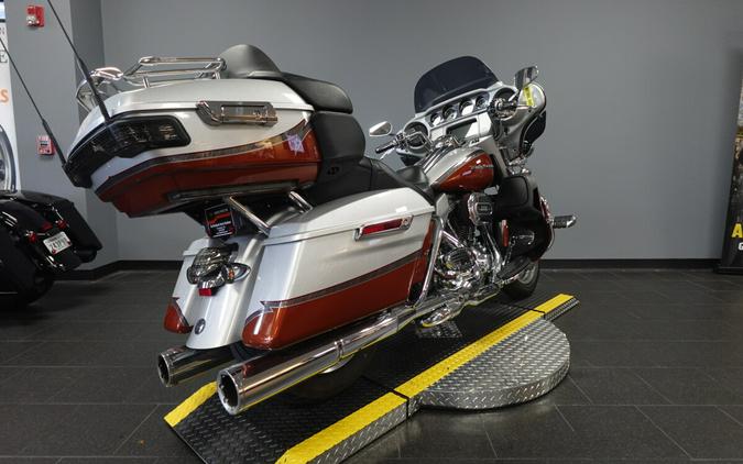 2014 Harley-Davidson CVO Electra Glide Ultra Limited