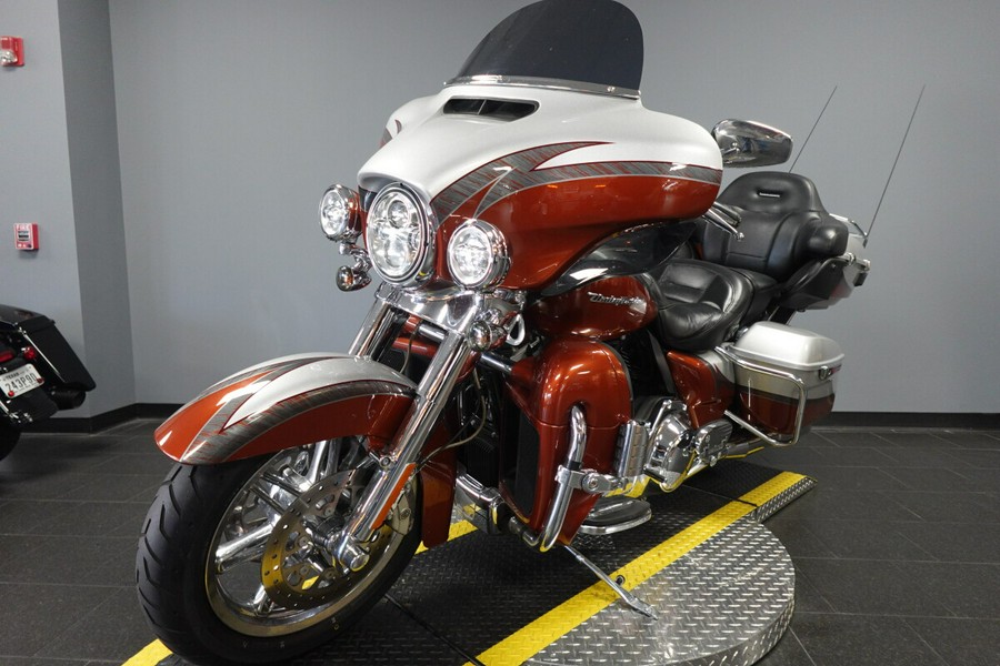 2014 Harley-Davidson CVO Electra Glide Ultra Limited