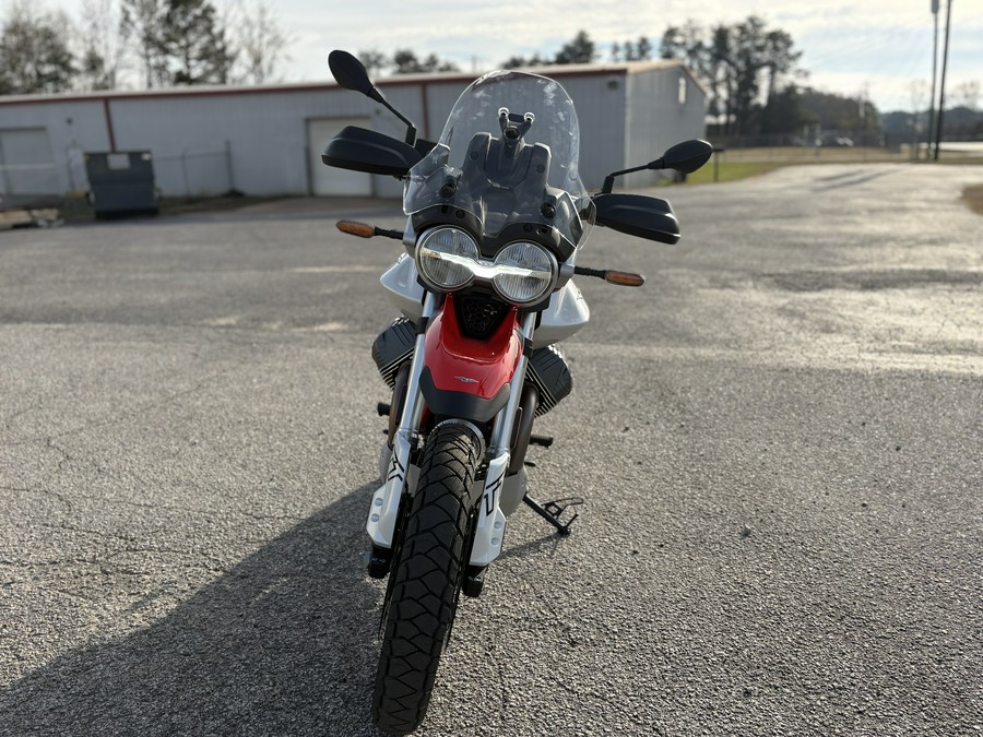 2025 Moto Guzzi V85 TT