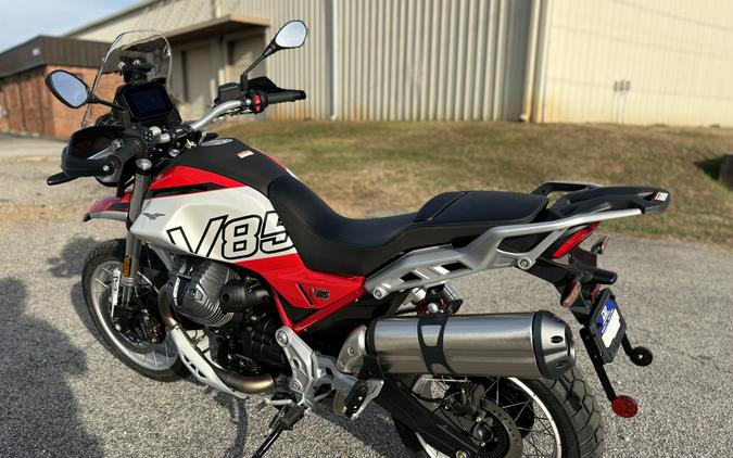 2025 Moto Guzzi V85 TT