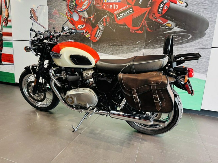2019 Triumph Bonneville T100 New England White Intense Orange