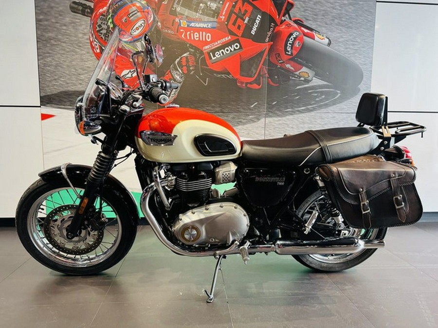2019 Triumph Bonneville T100 New England White Intense Orange