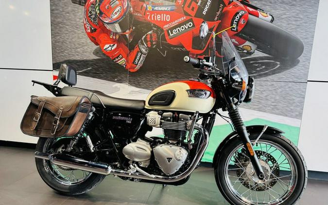 2019 Triumph Bonneville T100 New England White Intense Orange