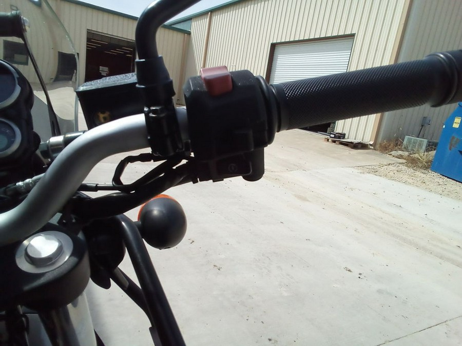 2021 Royal Enfield Himalayan Base