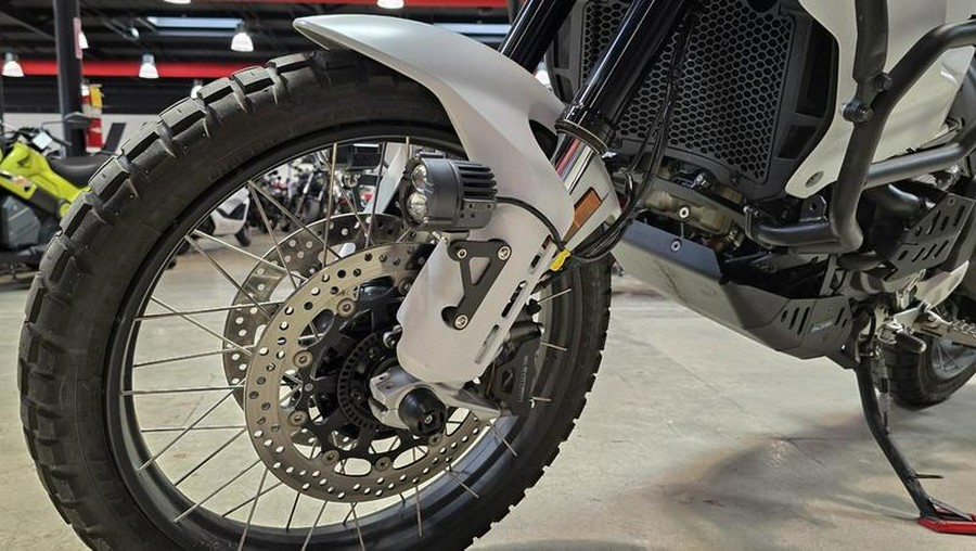 2023 Ducati DesertX Star White Silk