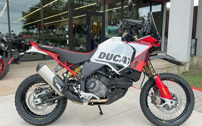 2025 Ducati DesertX Rally