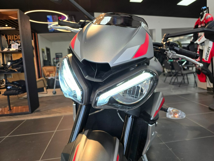 2021 Triumph Street Triple R