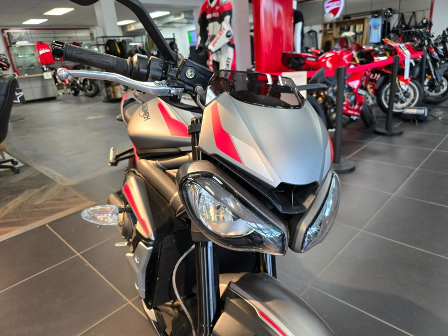 2021 Triumph Street Triple R