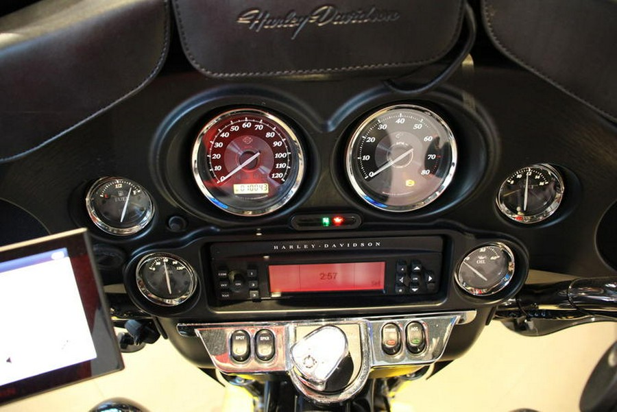 2013 Harley-Davidson® FLHTK BLACK