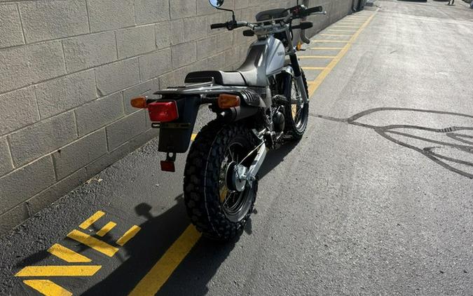 2027 Yamaha TW 200