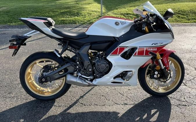 2022 Yamaha YZF-R7 Review: 17 First Track Ride Fast Facts