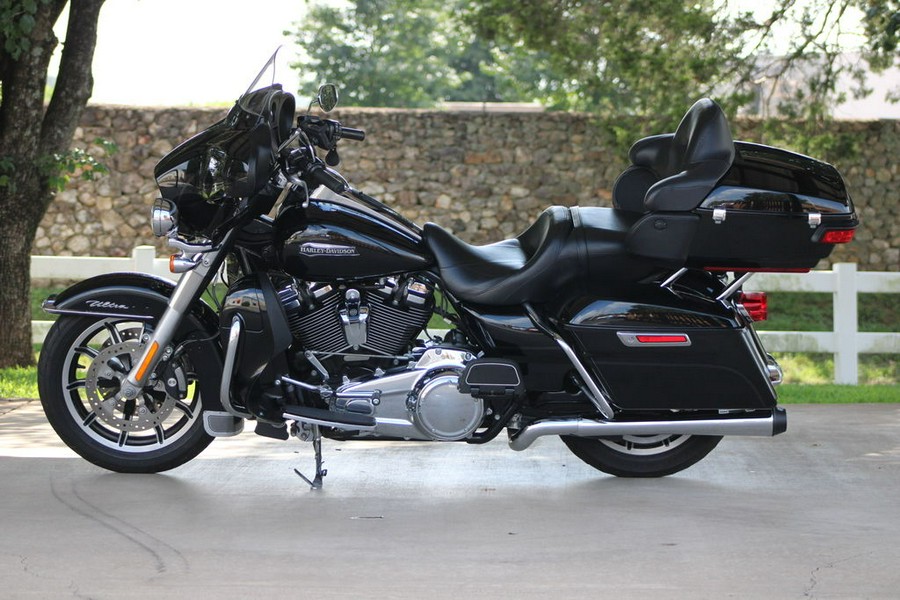 2019 Harley-Davidson® FLHTCU - Electra Glide® Ultra Classic®