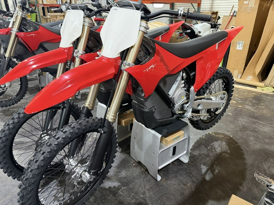 2024 Stark VARG Alpha MX 19"_80HP