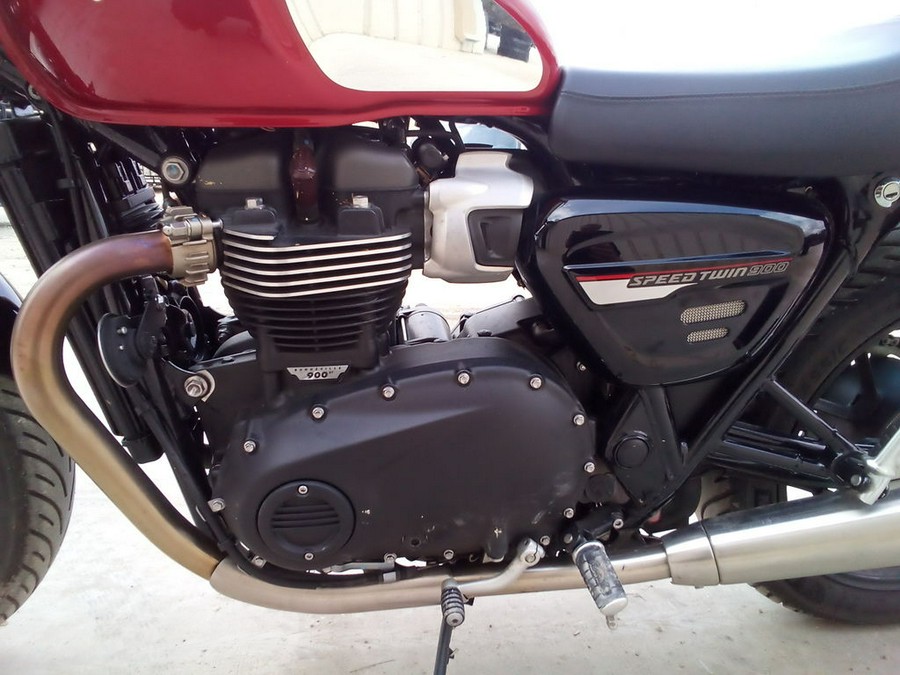 2023 Triumph Speed Twin 900 Chrome Edition