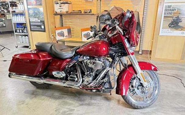 2017 Harley-Davidson Street Glide® Special