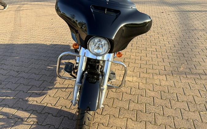 FLHX 2023 Street Glide®