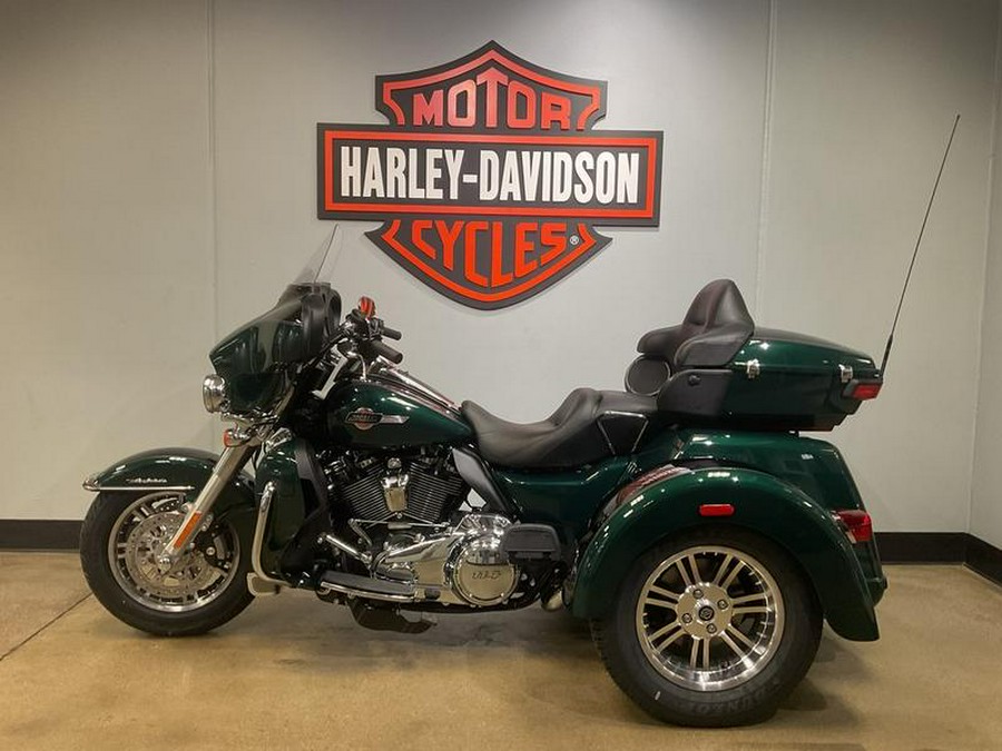 2024 Harley-Davidson® FLHTCUTG - Tri Glide® Ultra