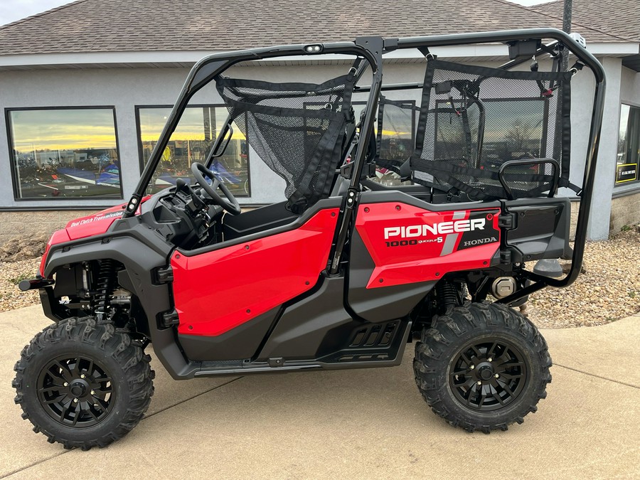 2025 Honda Pioneer 1000-5 Deluxe