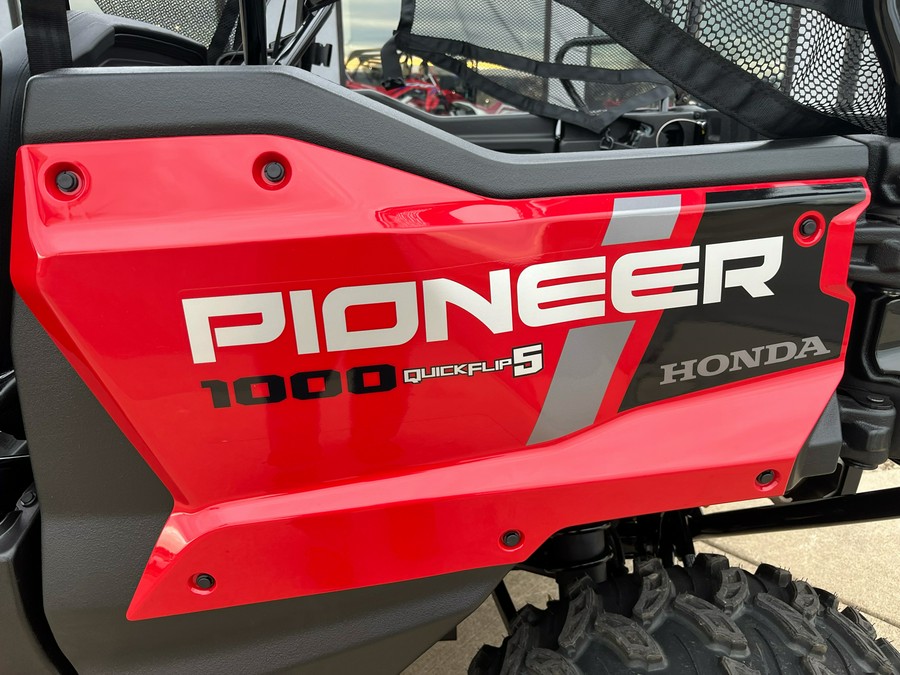 2025 Honda Pioneer 1000-5 Deluxe