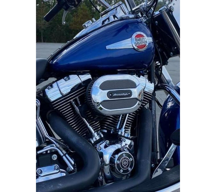 2017 Harley-Davidson® FLSTC - Heritage Softail® Classic