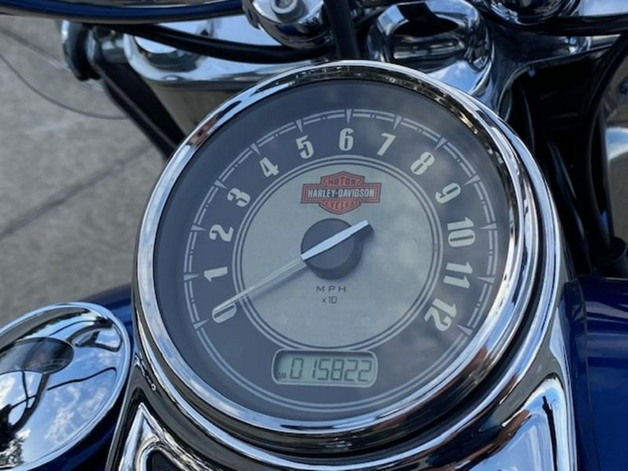 2017 Harley-Davidson® FLSTC - Heritage Softail® Classic