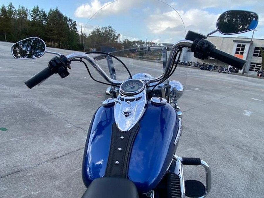 2017 Harley-Davidson® FLSTC - Heritage Softail® Classic