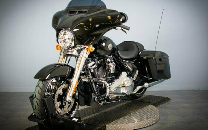 2023 Harley-Davidson Street Glide Special