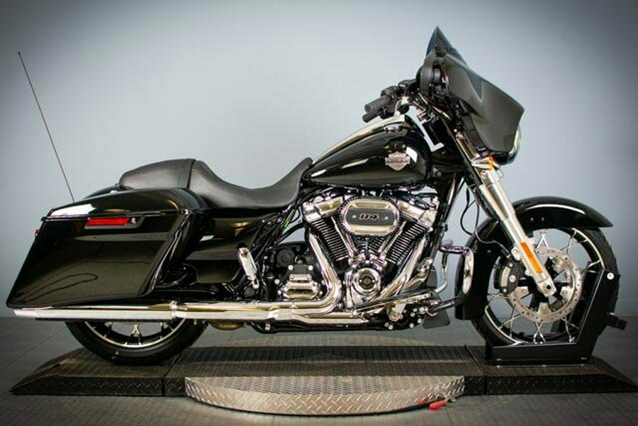 2023 Harley-Davidson Street Glide Special