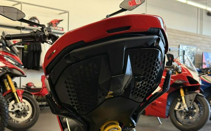 2025 Ducati Diavel V4 Ducati Red