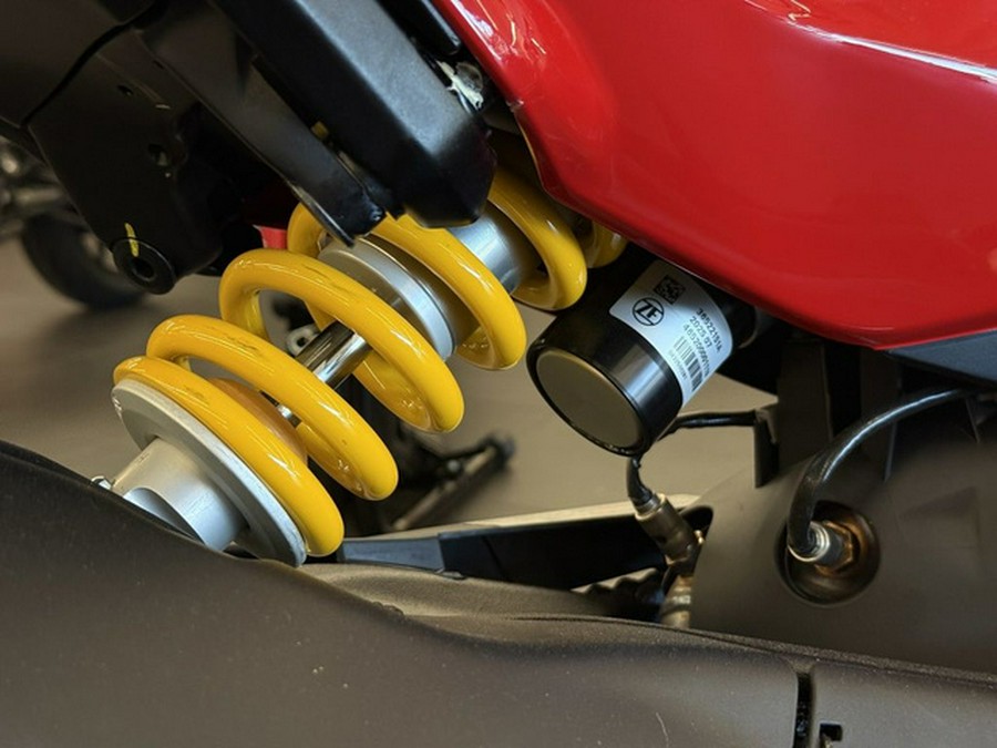 2025 Ducati Diavel V4 Ducati Red