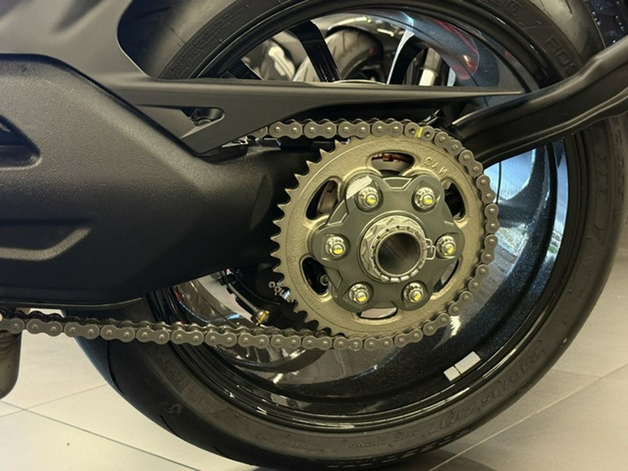 2025 Ducati Diavel V4 Ducati Red