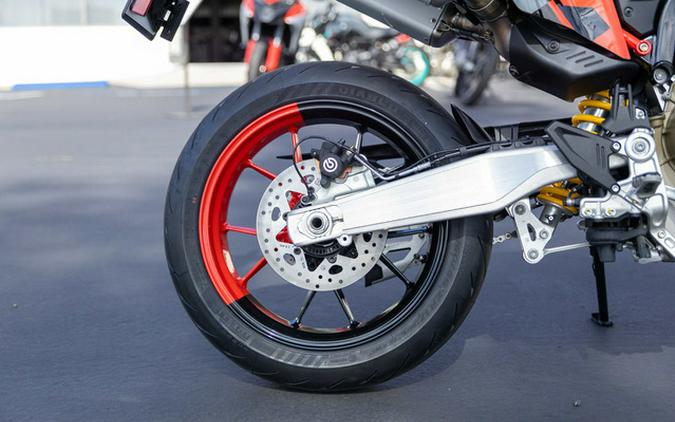 2025 Ducati HYPERMOTARD 698 RVE