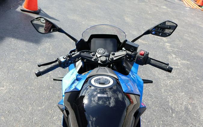 2025 Suzuki GSX-8R 8R