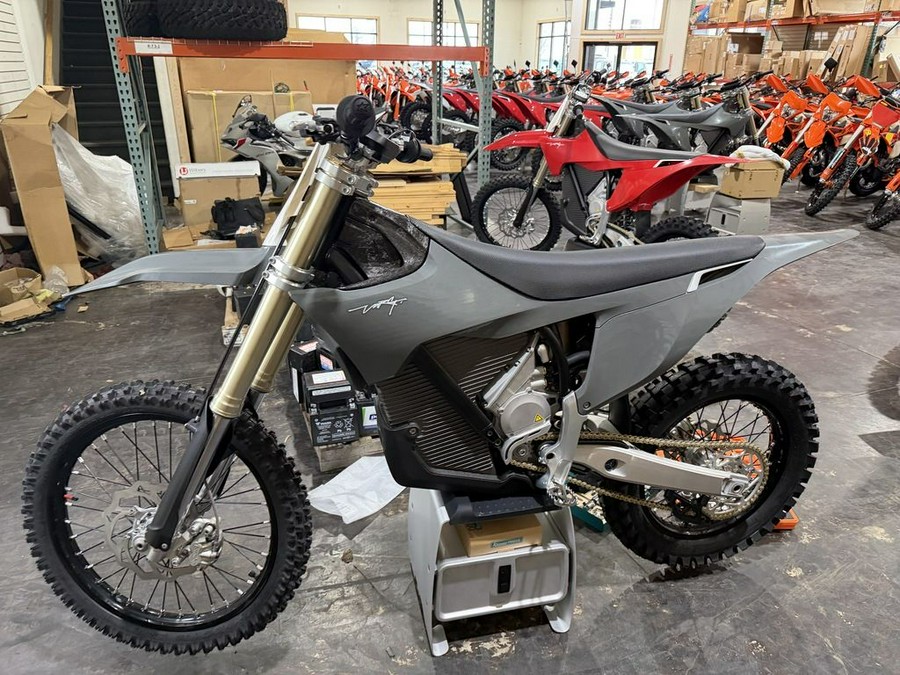 2024 Stark VARG Alpha Enduro 18"_80HP